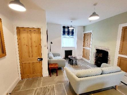 8 Duke Street - Launceston Cornwall Екстер'єр фото