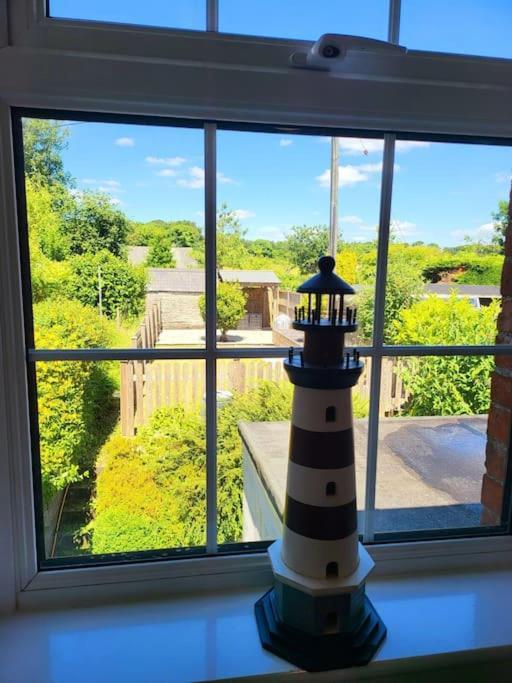 8 Duke Street - Launceston Cornwall Екстер'єр фото
