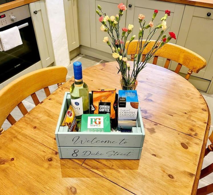 8 Duke Street - Launceston Cornwall Екстер'єр фото